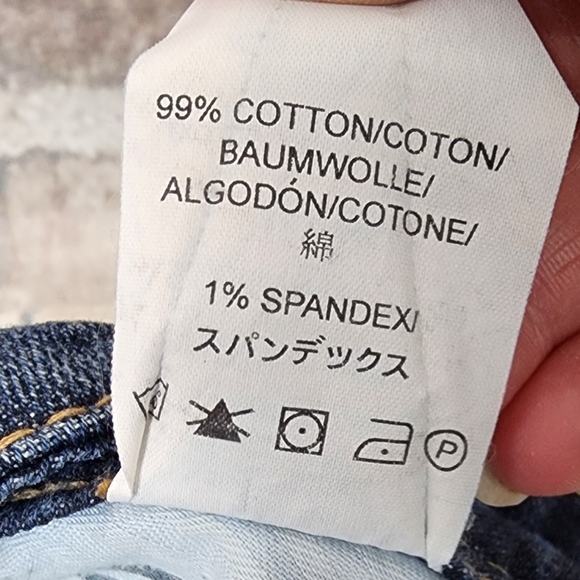 Silver Jeans Aiko  Capri Dark Wash Distressed Factory Fade Size 29 - Picture 15 of 15